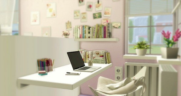  Caeley Sims: Girly Room
