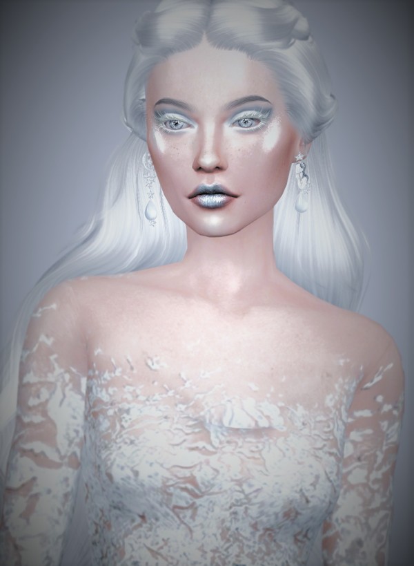  Aveline Sims: Snow Queen
