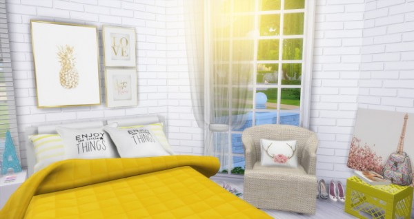  Mony Sims: New Year house