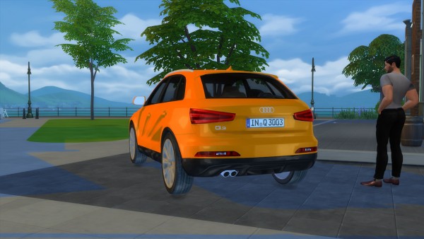  Lory Sims: Audi Q3