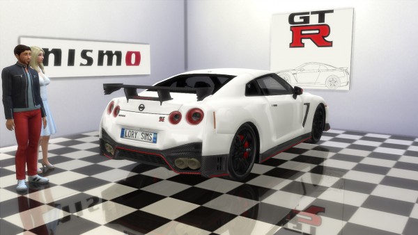  Lory Sims: Nissan GT R NISMO