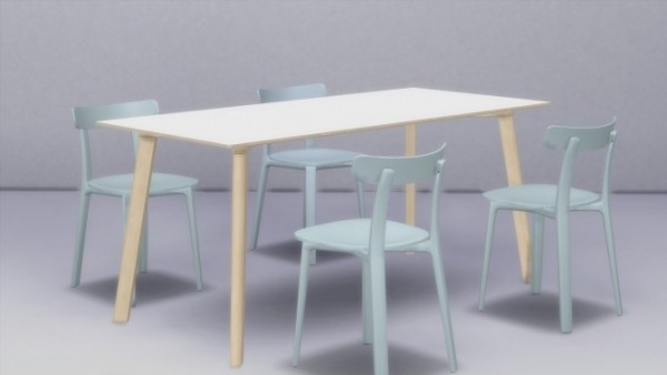  Meinkatz Creations: Plastic Chair