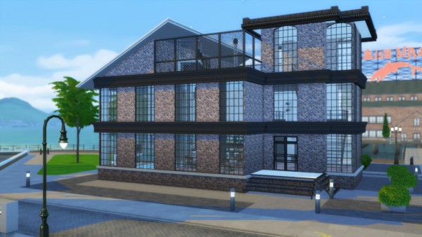  Simming With Mary: Waterside Warble House