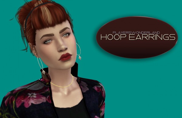  Players Wonderland: Hoop earrings
