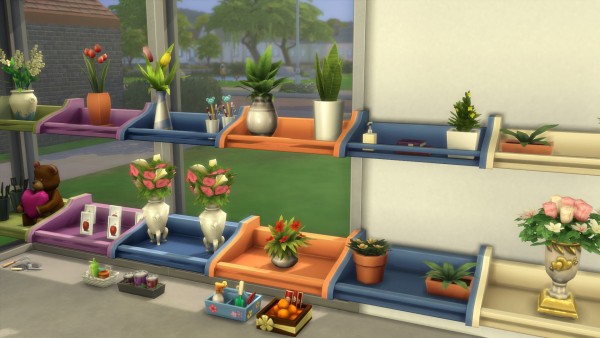  Mod The Sims: Bigger display shelves with extra slots by Cocomama