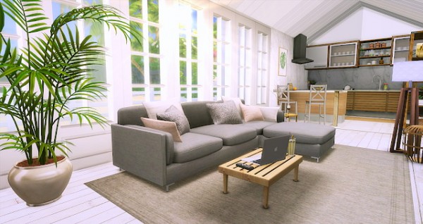  Liney Sims: Small Sea View Livingroom