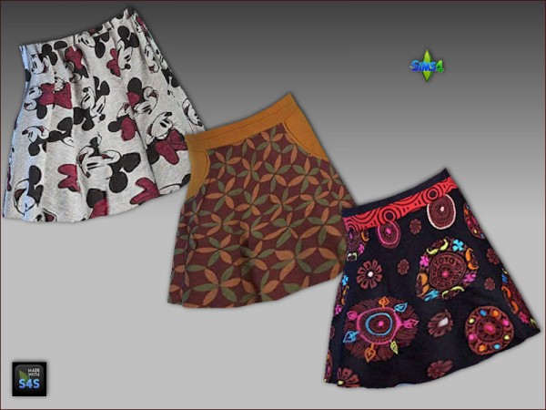  Arte Della Vita: Polo shirts, skirts, tights and high socks for girls
