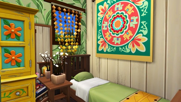  Aveline Sims: Hippie familys tiny house 2