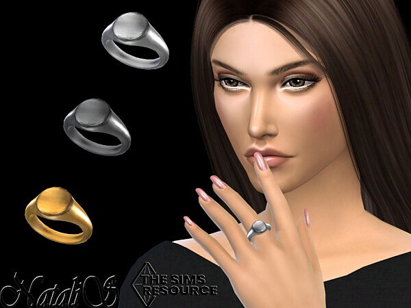 Plain round signet ring set by NataliS from TSR